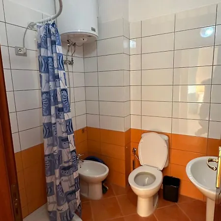 Anais * Vlorë